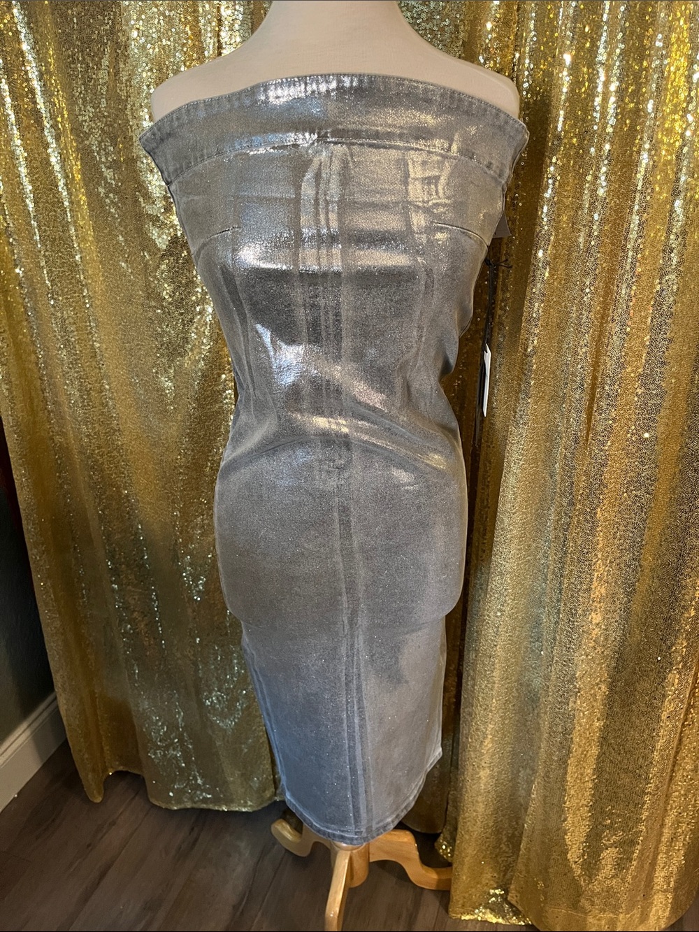 metallic gold dress forever 21 Silver Strapless Sheath SleeveLength_Strapless